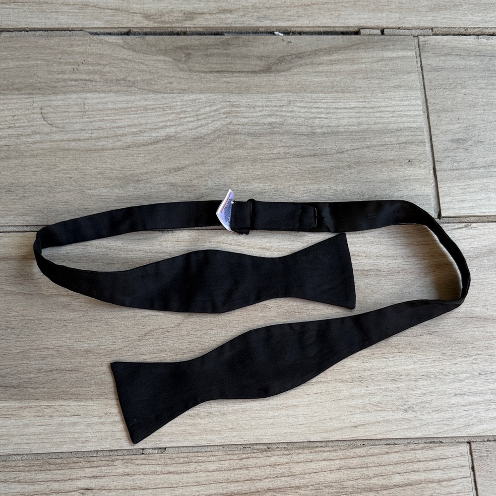 Topman Elegant Black Self-Tie Bow Tie